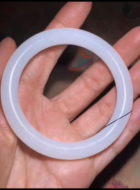 新疆和田玉籽料美人镯大圈口手镯一级白细腻留毛孔 性价高 59圈口