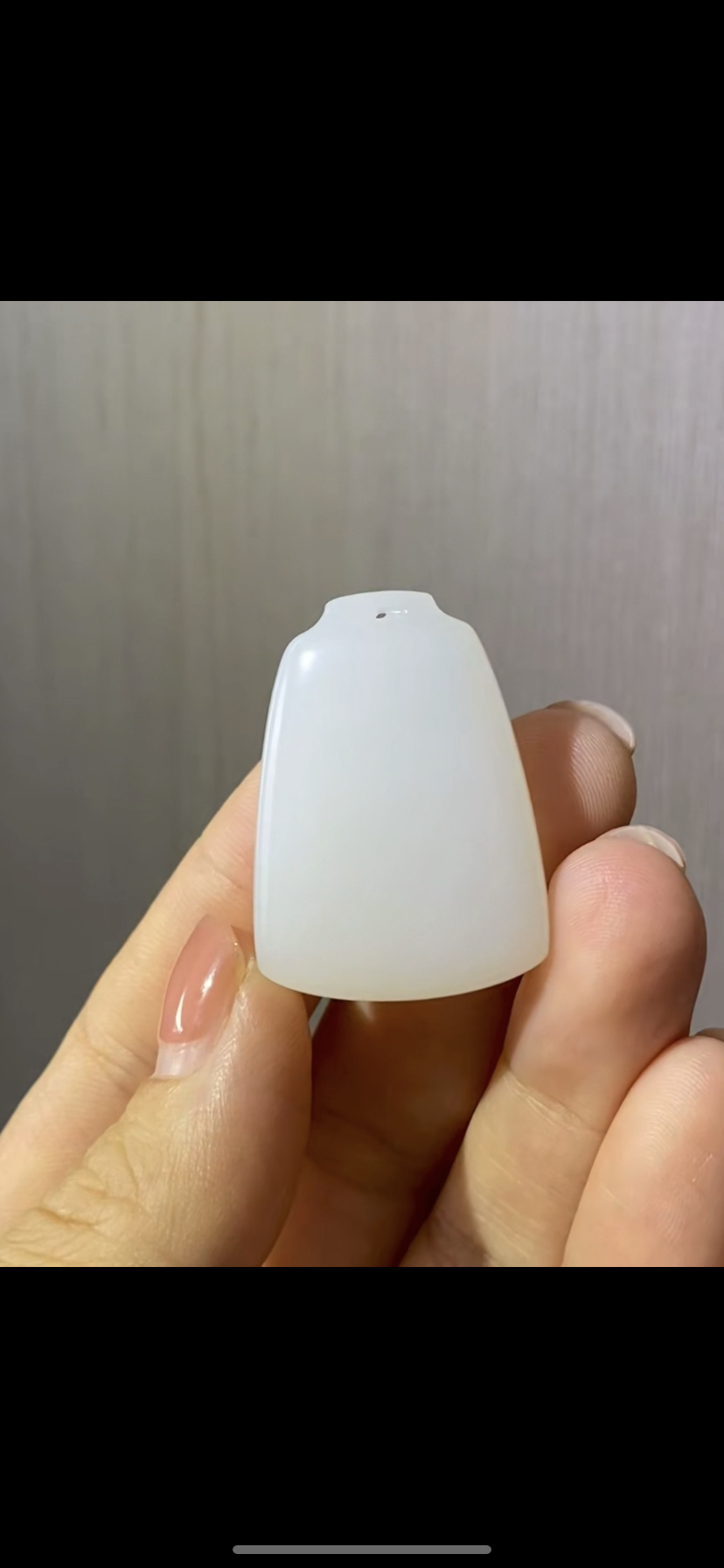 精品新疆和田玉籽料平安无事牌 33.4&times;24&times;9正品带证书二十年老店
