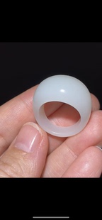 糯性强 新疆和田玉籽料 油性脂粉足 一级白 内径17mm 超宽面包戒