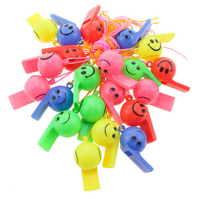 塑料喇叭足球口哨子学校运动比赛加油助威道具玩具促销活动小礼品