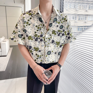 QS064*青年碎花复古短袖衬衫宽松港风衬衣半袖P45图片