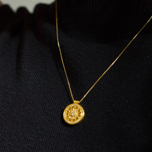 CVON八宝罗盘项链高级感锁骨毛衣链轻奢小众金色玫瑰花窗吊坠配饰