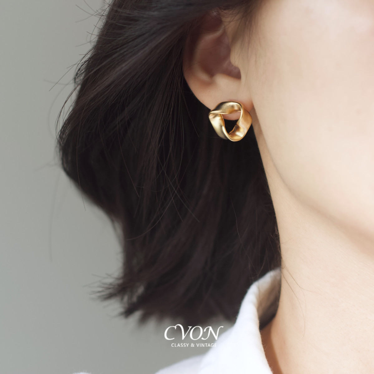 CVON三角气质耳钉耳环2026年新款潮法式复古老钱风高级感银针耳钉