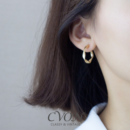 银针高级感圆圈耳环法式