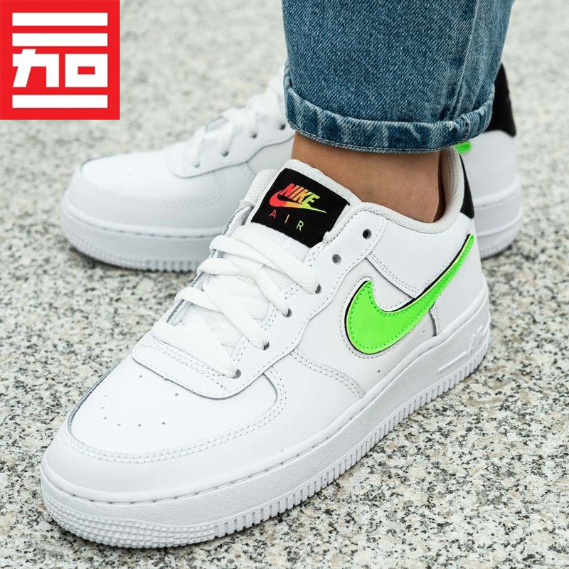 耐克Nike换钩女子运动休闲板鞋