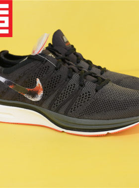 Nike跑步鞋FLYKNITTRAINER
