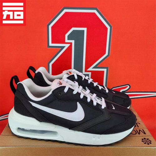 NIKE耐克休闲运动跑步鞋