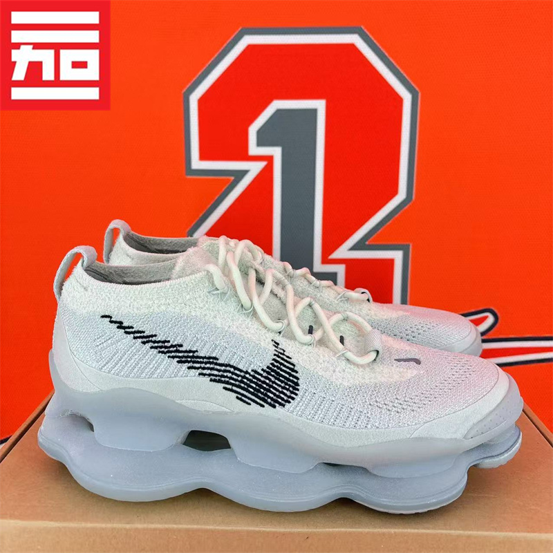 Nike耐克厚底缓震运动鞋