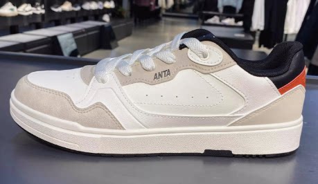 安踏正品男鞋2024春新款时尚潮街顽板鞋休闲运动小白鞋112418012