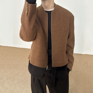 COLN秋冬怎么时髦保暖?不如选实用外套开始 比如呢料无领拉链夹克