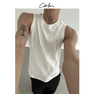 用无袖 型 背心本身去表达让身体去体会舒适 版 COLN无需赘述多好