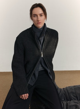 COLN拉链毛衣无需言语把温暖都织进纱线里厚得足以抵御冬日的刻薄