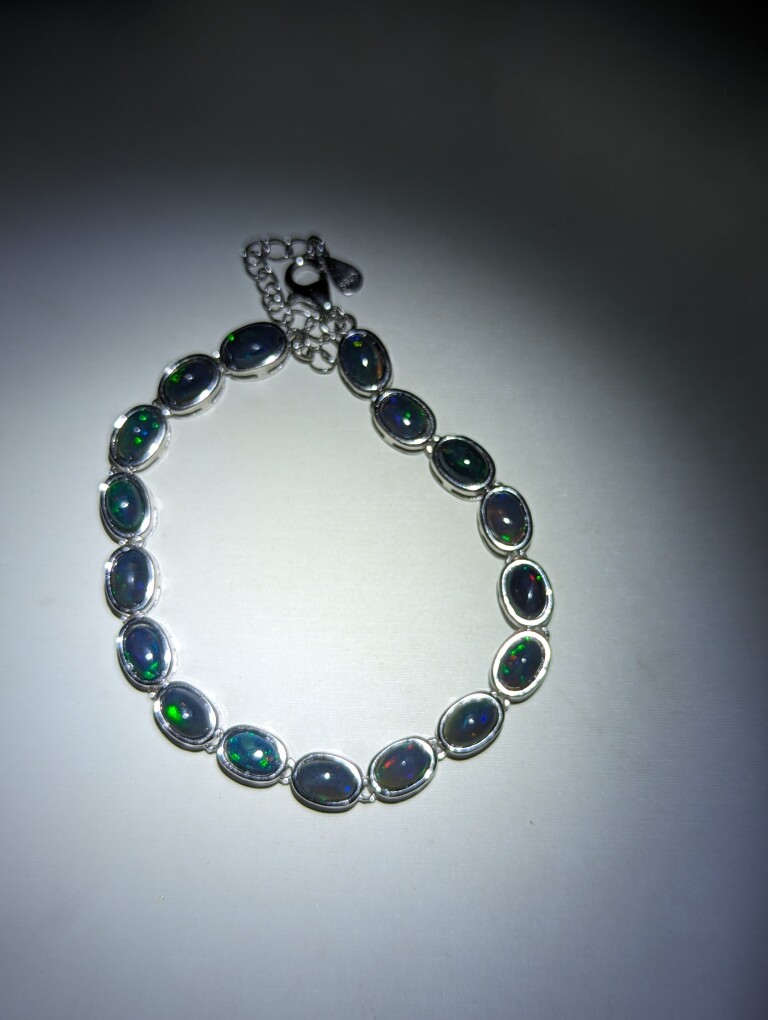 天然澳大利亚黑欧泊手链纯银日韩精致时尚款七彩光欧泊手串礼物