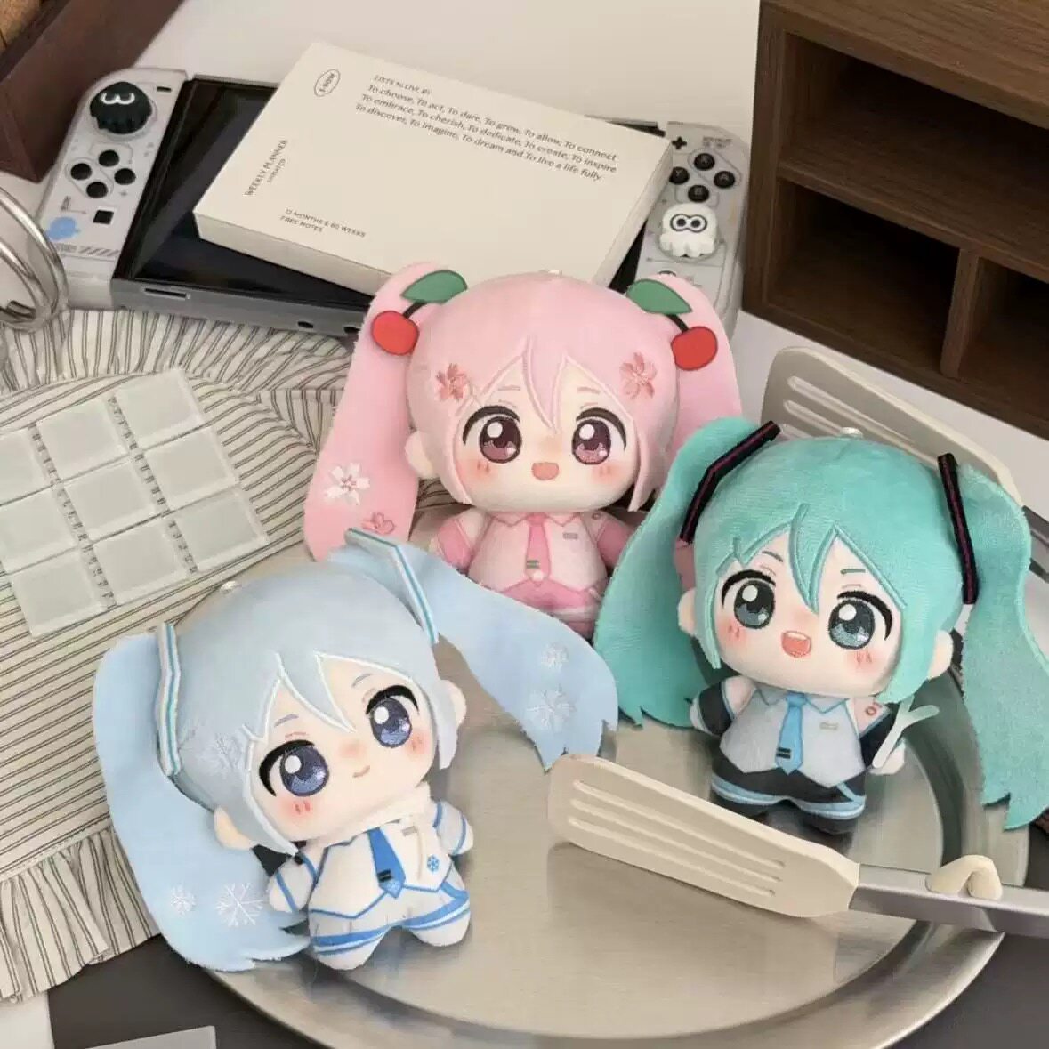 全新可爱初音未来10cm棉花娃娃雪未来同人娃娃fufu努努体樱初音图片