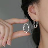 999银麻花耳环女小众设计2026新爆款 巷南 轻奢耳钉耳饰高级感