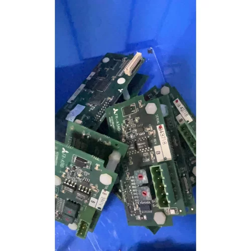 非实价议价议价二手FR-A5ND VC2C186A021G52三菱变频器通讯卡非实