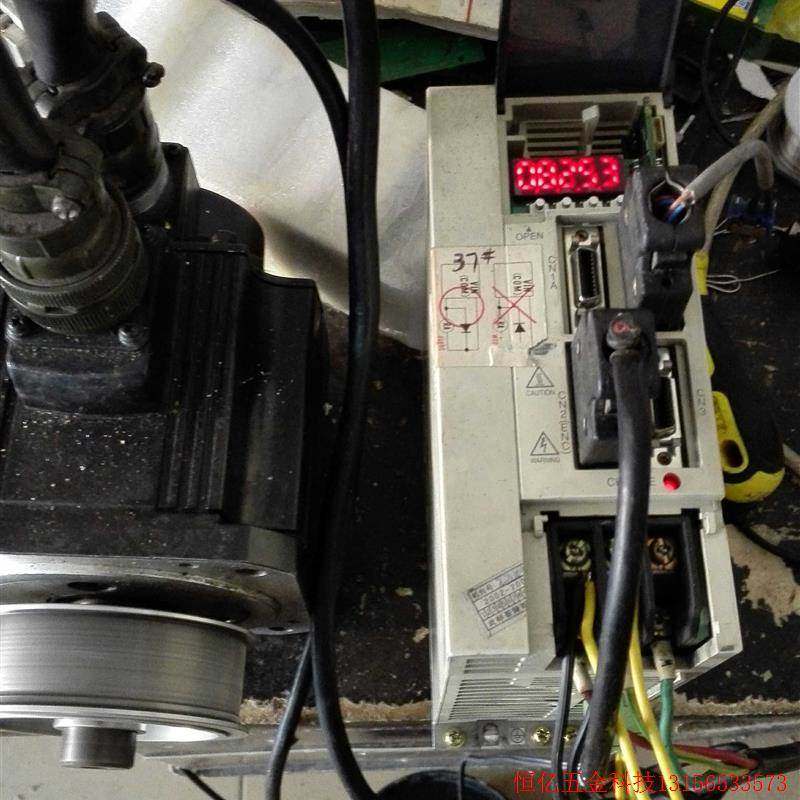 非实价议价议价拍前询价:MR-J2S-40A MR-J2S-20B 三菱驱动器专业