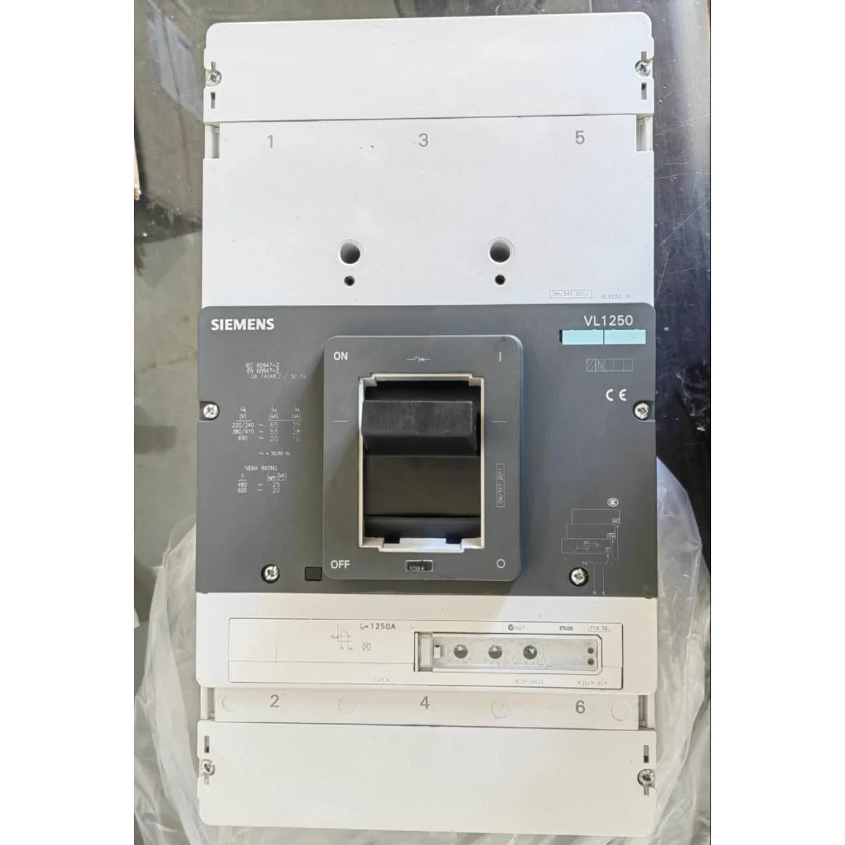 非实价议价议价原装塑壳断路器VL800N VL1250N VL1600N 3P 800 10