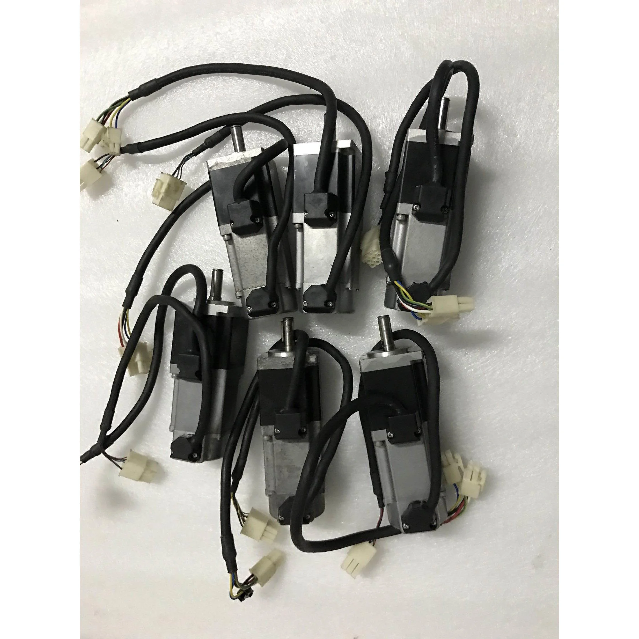 非实价议价议价伺服电机 CSMT-01BR1ABT3 设备拆机货 成色好 仪价