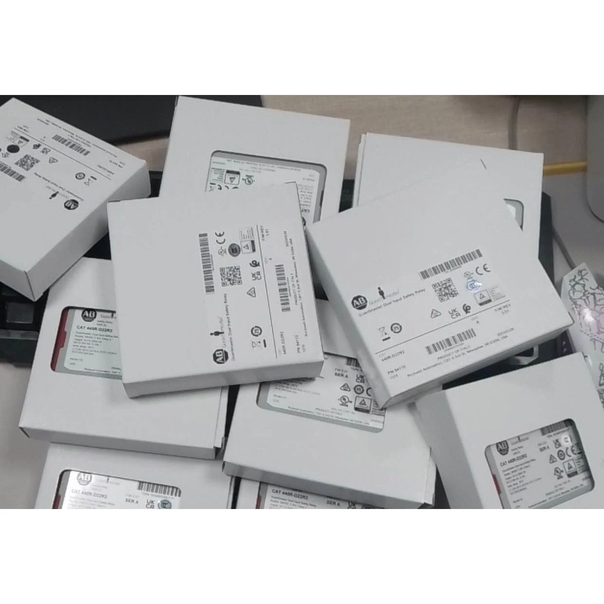 非实价议价议价440R-EM4R2D 440R-EM4R2 440R-S12R2 440R-D22R2 4