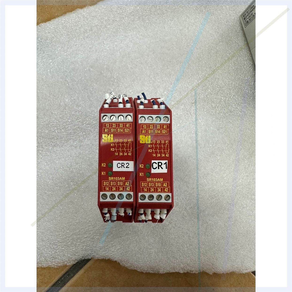 非实价议价议价STI 安全继电器 SR103AM01 44510-103非实价议价议