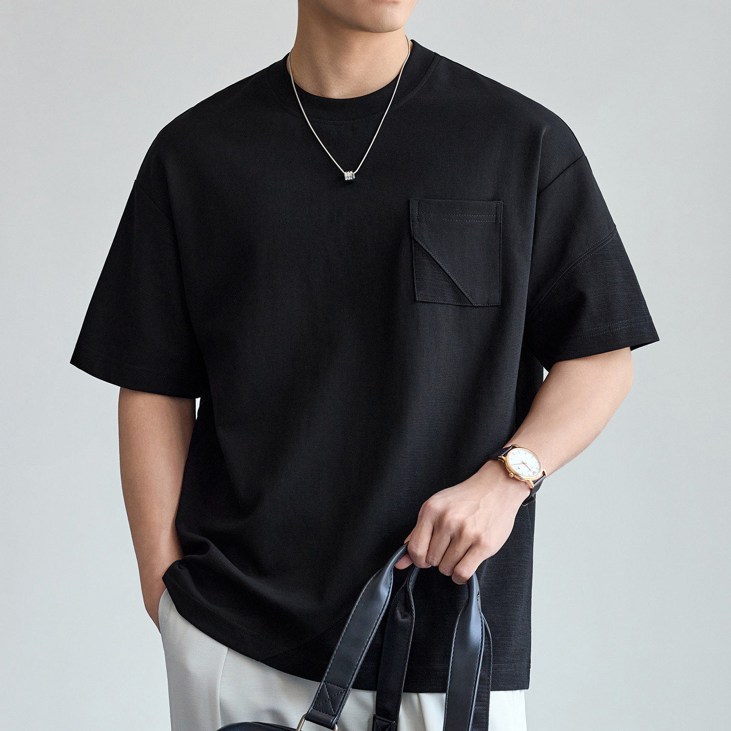 极简风百搭短袖T恤男2026春夏季新款宽松圆领半袖衫男生上衣