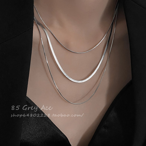 多层叠戴简约蛇骨项链