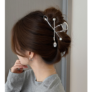 小众设计网红餐叉勺子金属发夹女时尚个性盘发抓夹高级感鲨鱼夹子