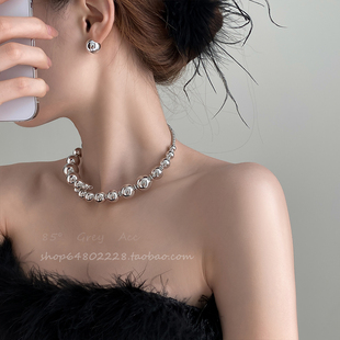 冷淡风渐变大小金属圆球项圈女时尚高级感项链小众设计颈链锁骨链