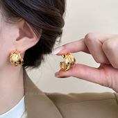 复古金色褶皱耳钉女纯银轻奢设计感独特耳饰2026新款 气质耳环 爆款