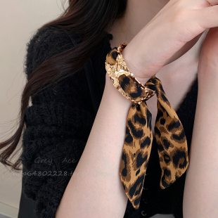 辣妹高级感复古豹纹飘带手镯女编织手作手环欧美风小众手饰品2026