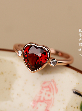 天然石榴石美容养颜戒指滋气养精