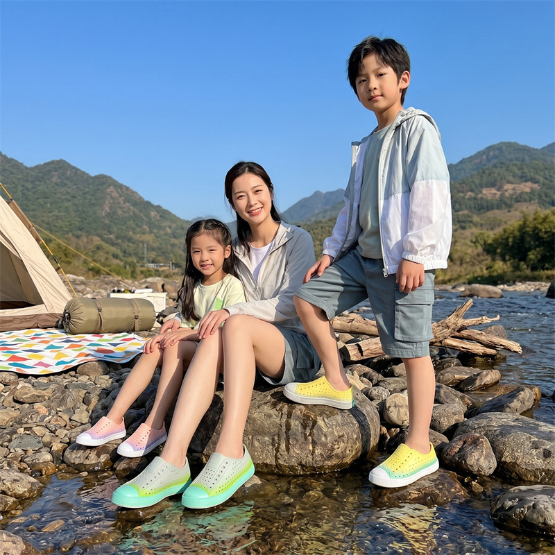 鹭侈儿童洞洞凉鞋软底防滑防水图片