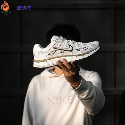 NIKE男女同款休闲跑步鞋