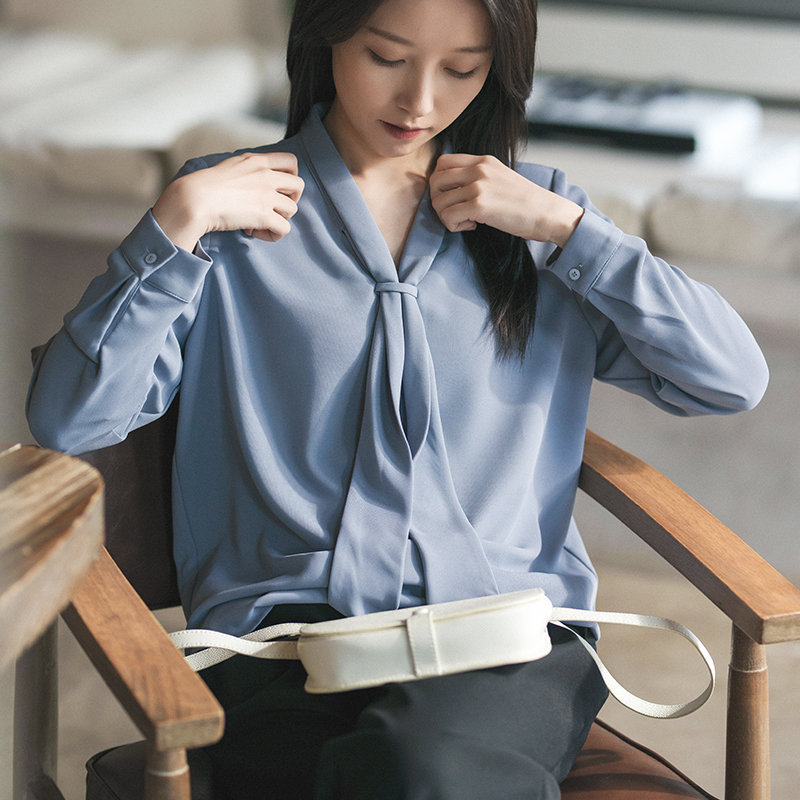 22CXA-001【晴空溪云】前世今生通勤温婉文艺飘带V领口衬衫