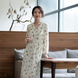 前世今生温婉文艺雪纺印花V领修身 翠映粉蕊 23QDC 连衣裙 016