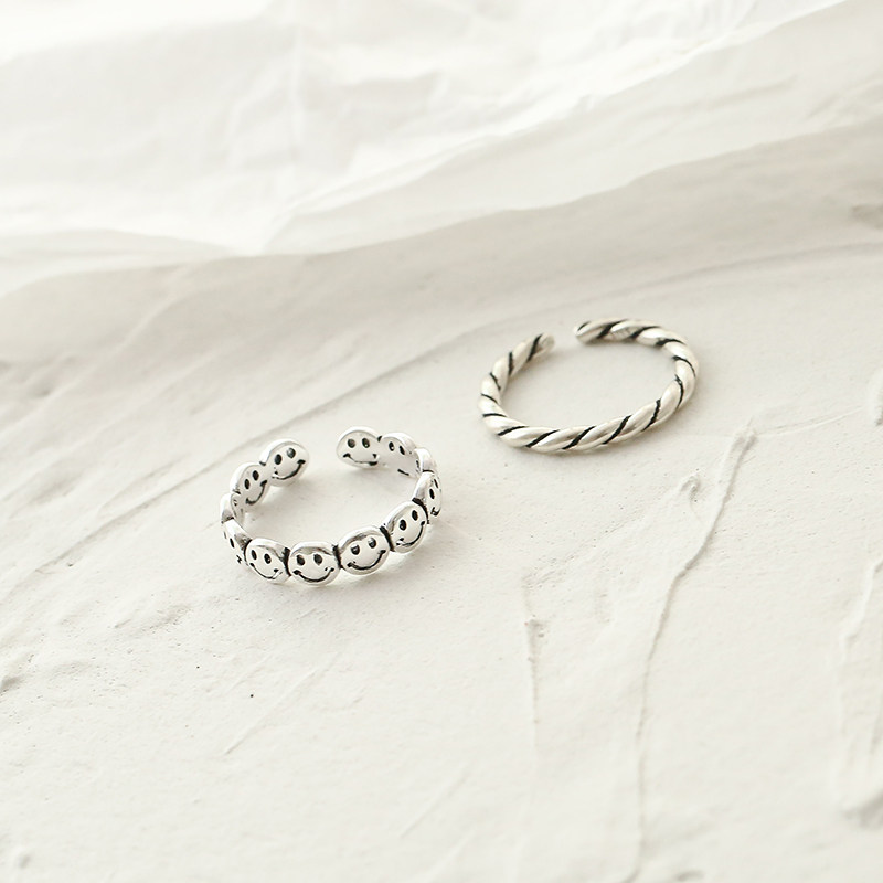 SMILEY FACE RING WOMENS INS TRENDY COLD WIND INTERNET CELEBRITY NICHE DESIGN RETRO DISTRESSED WRAPAROUND RING