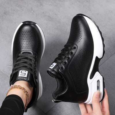 女鞋新款运动休闲鞋皮面小黑鞋