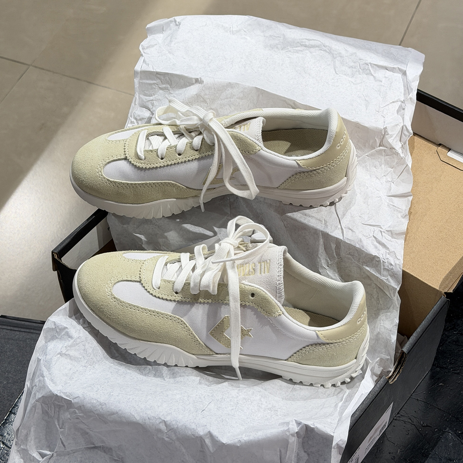 正品CONVERSE匡威 RunStar淡奶黄男女休闲低帮复古德训鞋 A11862C