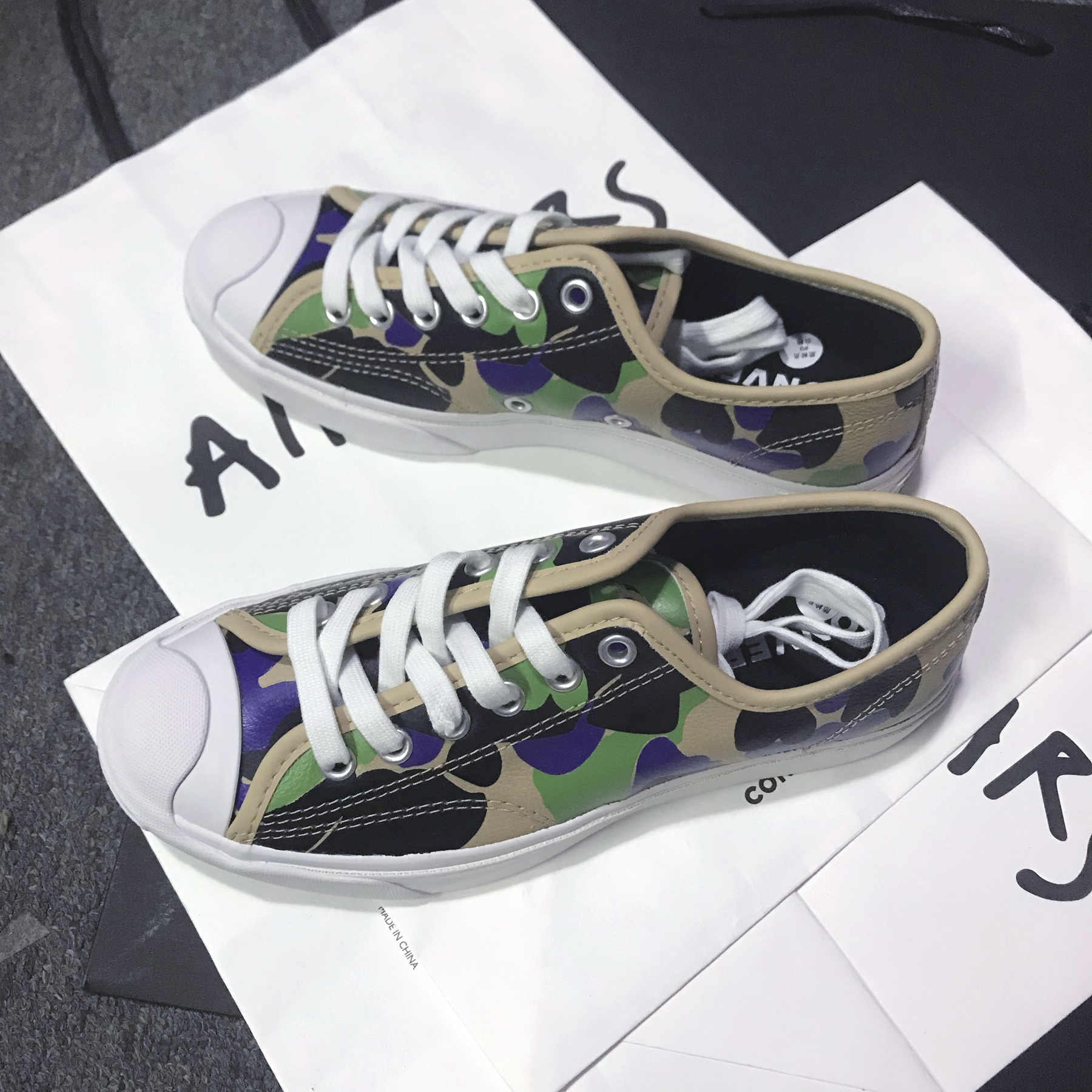 匡威断码特价男女款开口笑