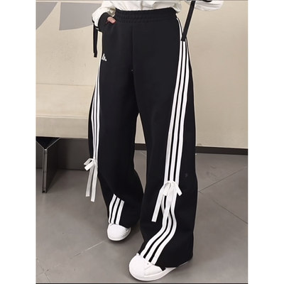 Adidas三叶草25冬女子三条纹可拆卸蝴蝶结运动长裤KG3855 KG3857