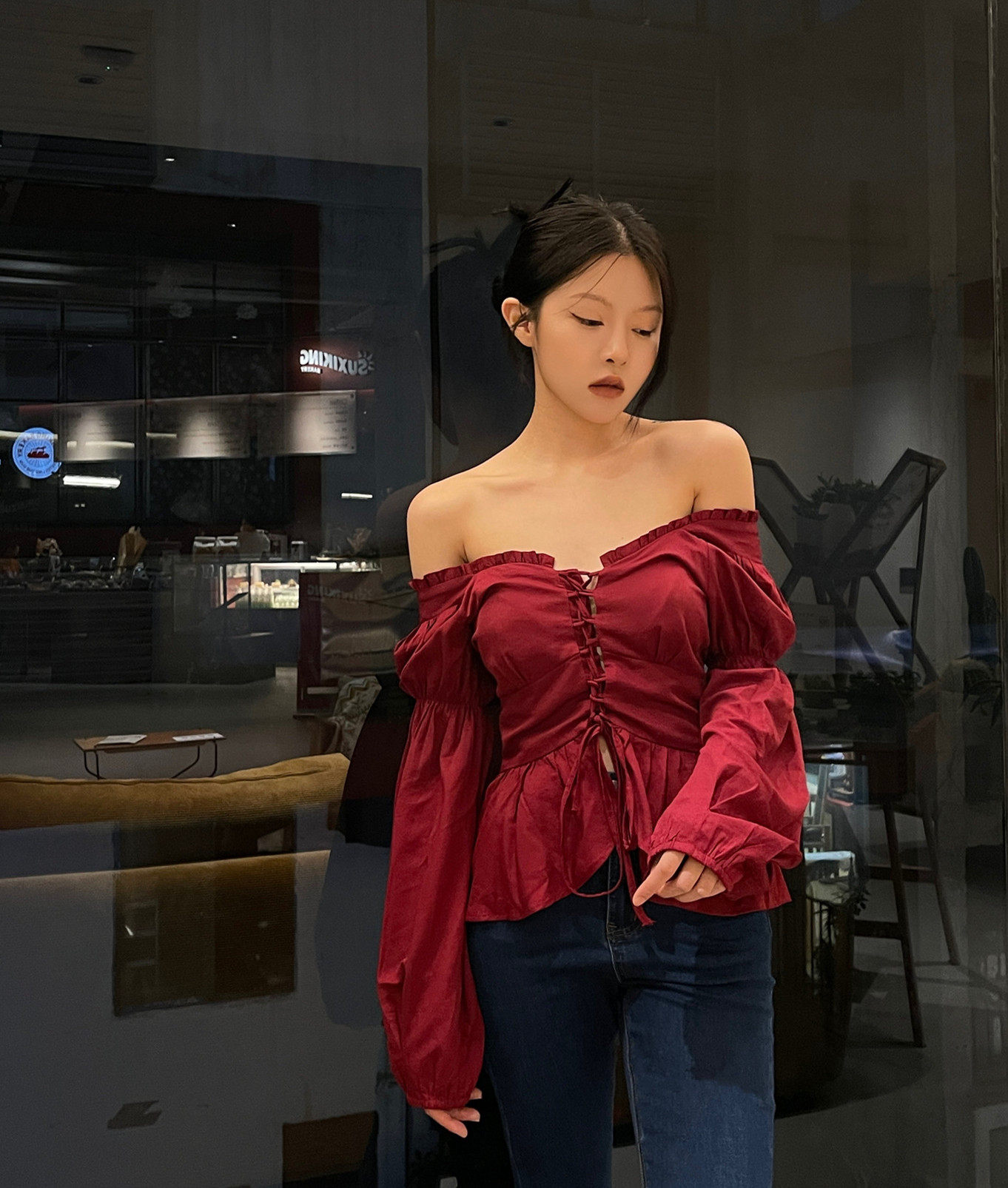 YIVAN2023新款女装春季衬衫红色复古方领长袖小众设计感修身上衣