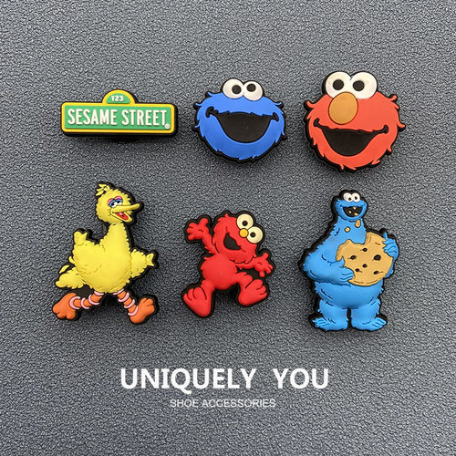 crocs洞洞鞋花可爱卡通新款