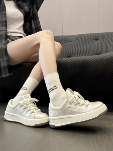 欧洲站2026新款真皮厚底内增高休闲运动鞋女百搭系带小白鞋板鞋潮