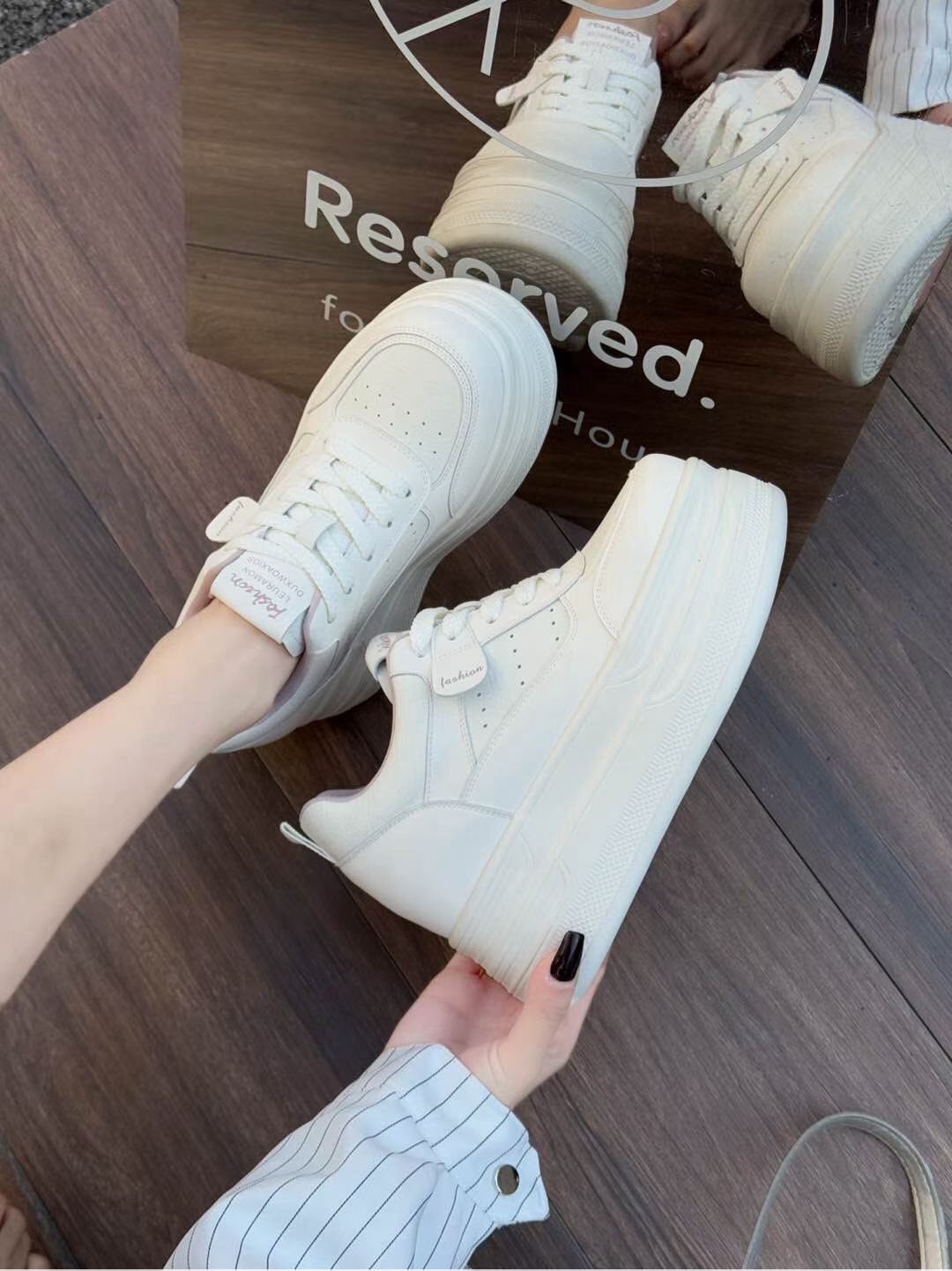 厚底小白鞋女2026新款春季内增高8cm百搭休闲鞋轻便软底爆款鞋子