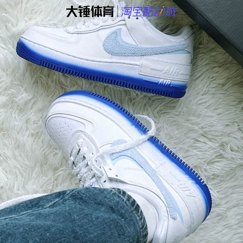 Nike系带女子低帮运动鞋