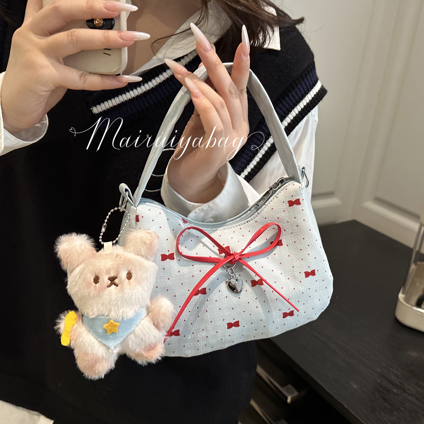 小众设计超火蝴蝶结月牙腋下包