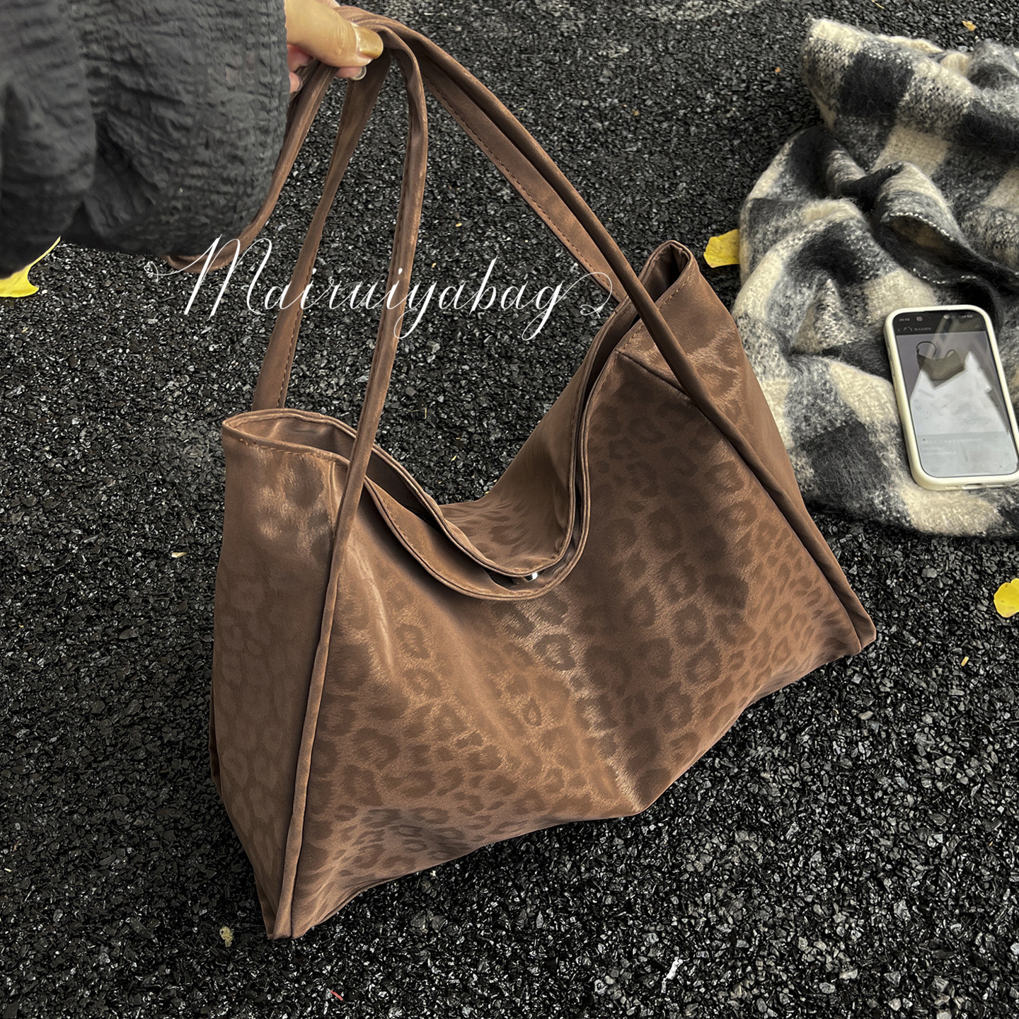 高级感通勤大容量流行豹纹单肩包