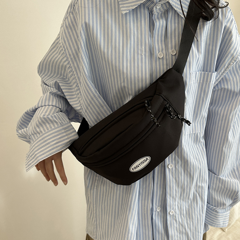 麦瑞雅日系简约轻便单肩小背包