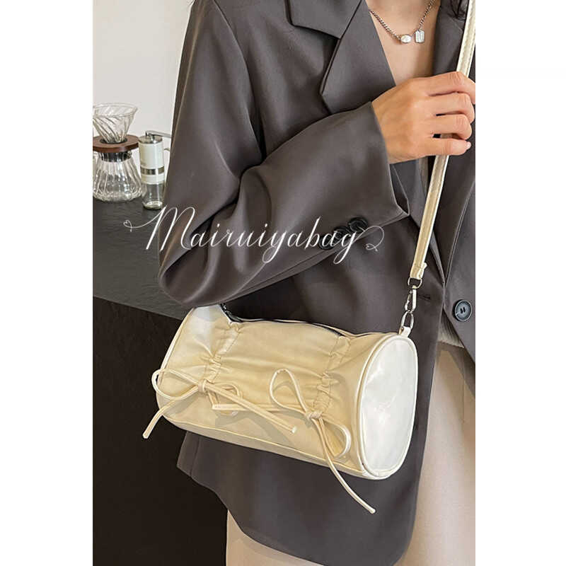 麦瑞雅甜美蝴蝶结枕头腋下水桶包